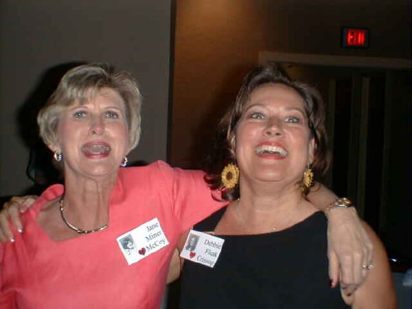 Jane and Debbie ogling Elvis? 